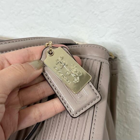 Coach Madison Leather Shoulder Bag $458 - Picture 8 of 12